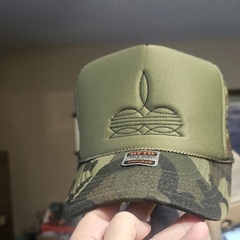 OTTO Green Camouflage Trucker Hat - Picture 2 of 4